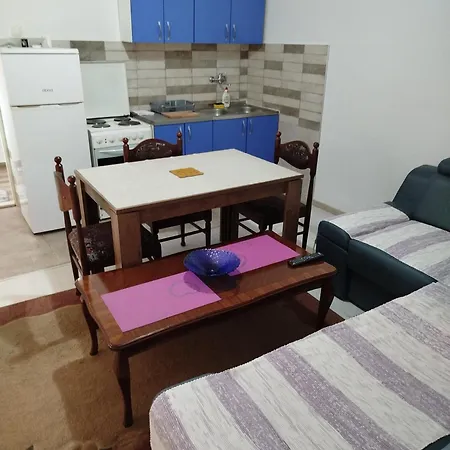 Mm Apartman *